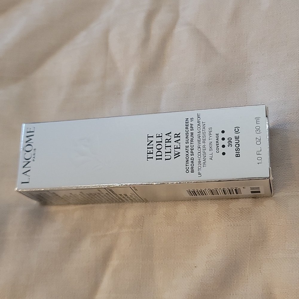Lancome Teint Idole Foundation